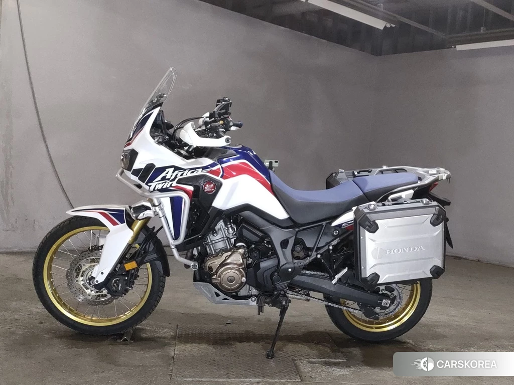 Проданный Honda CRF1000L AFRICA TWIN 2016 из Японии