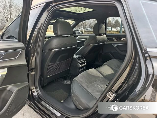 Audi A6L id 4263911 из Китая 12