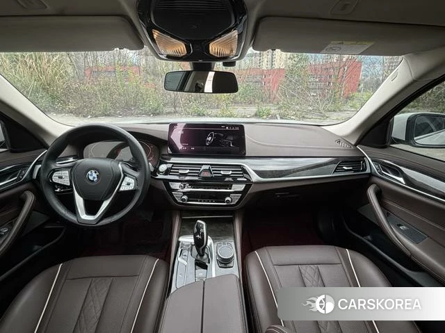 BMW 5 series 2021 Белый из Китая, фото 2
