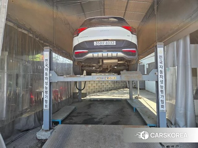 Kia Sportage 5th Generation 2023 Белый из Кореи, фото 2