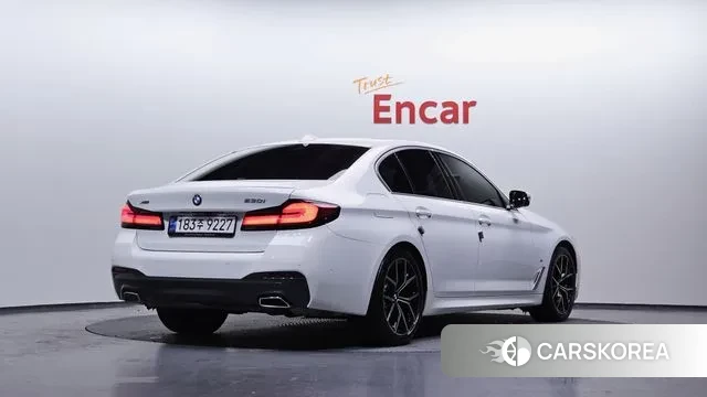 BMW 5 Series (G30) id 3645127 из Кореи 12