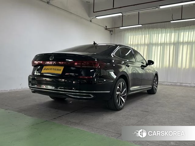 Volkswagen Passat id 4278579 из Китая 12