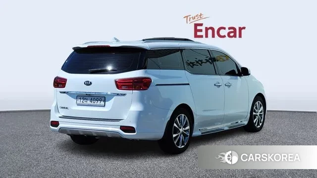 Kia The New Carnival id 2971389 из Кореи 12