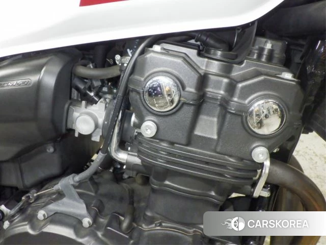 Engine photo