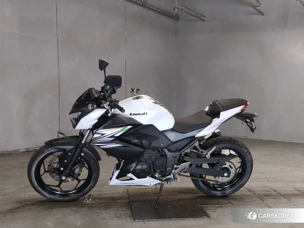 Проданный Kawasaki Z250 2014 из Японии, фото 2