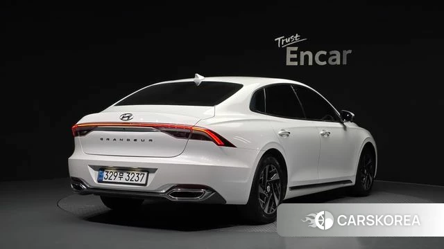 Hyundai The New Grandeur IG Hybrid id 4443843 из Кореи 12