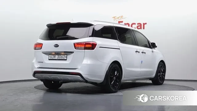 Kia All New Carnival id 3641786 из Кореи 12