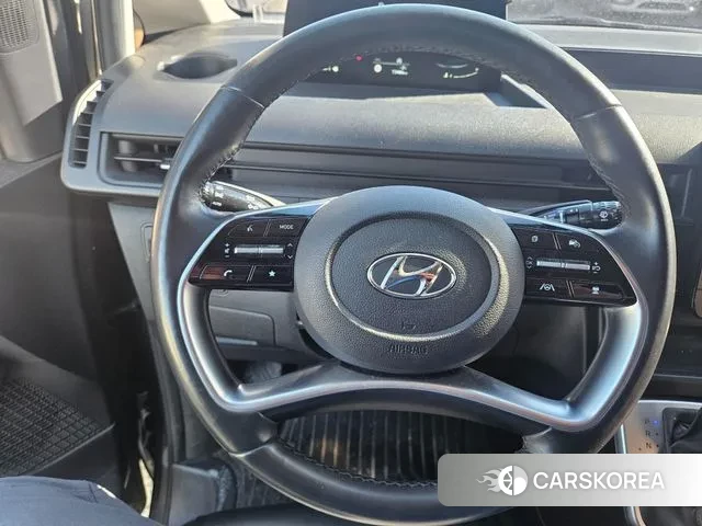 Hyundai Staria 2022 Серый из Кореи, фото 2