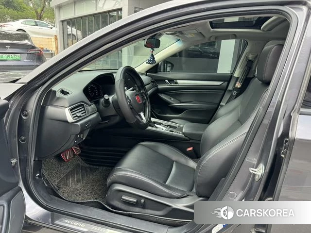 Honda Accord id 4301818 из Китая 12