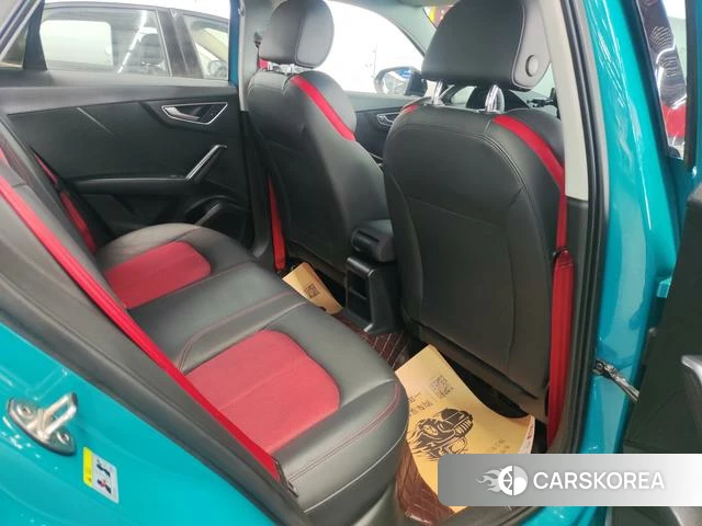Audi Q2L id 4264069 из Китая 12