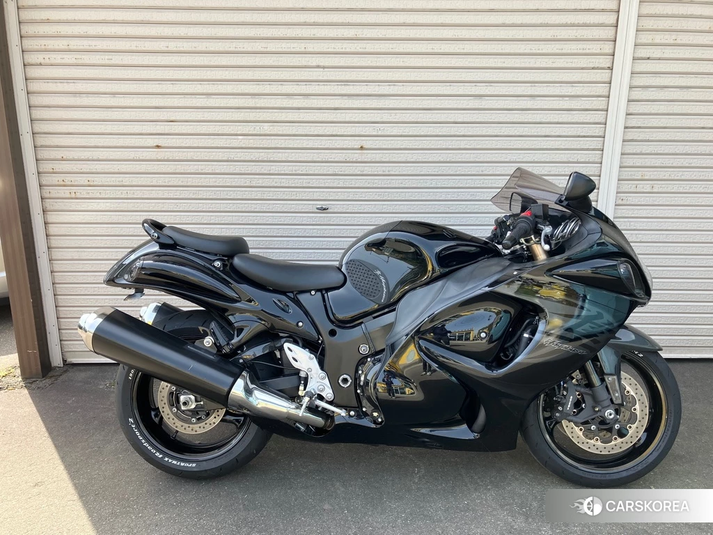 Проданный Suzuki GSX1300R HAYABUSA 2011 из Японии, фото 2