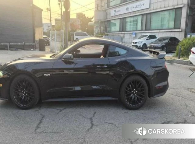 Ford Mustang 2019 Черный из Кореи, фото 2