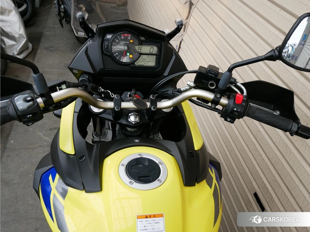 Проданный Suzuki V-STROM 650 DL650 ABS 2021 из Японии, фото 2