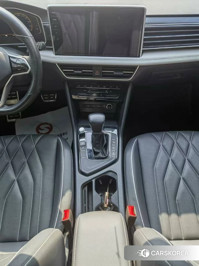Volkswagen Tiguan L 2022 Белый из Китая, фото 5