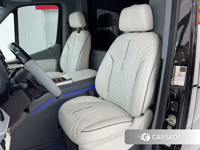 Mercedes-Benz Sprinter 2023 Черный из Китая, фото 2