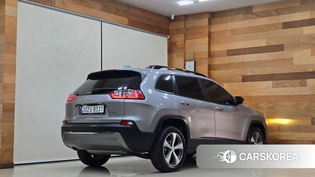 Jeep Cherokee (KL) id 3934676 из Кореи 12