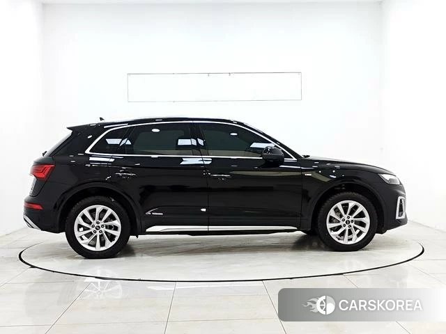 Audi Q5L id 4213241 из Китая 12