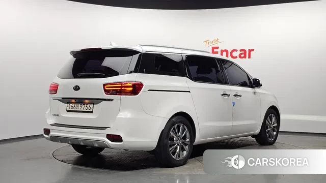 Kia The New Carnival id 3574026 из Кореи 12