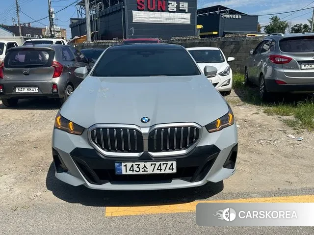 BMW 5 Series (G60) id 3026689 из Кореи 12