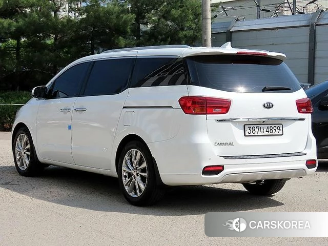 Kia The New Carnival id 4245894 из Кореи 11