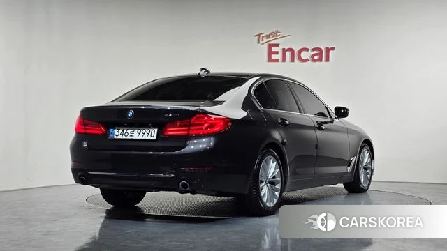 BMW 5 Series (G30) id 3898984 из Кореи 12