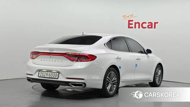 Hyundai Grandeur IG id 4557883 из Кореи 12