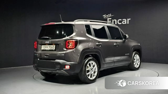 Jeep Renegade id 3955056 из Кореи 12