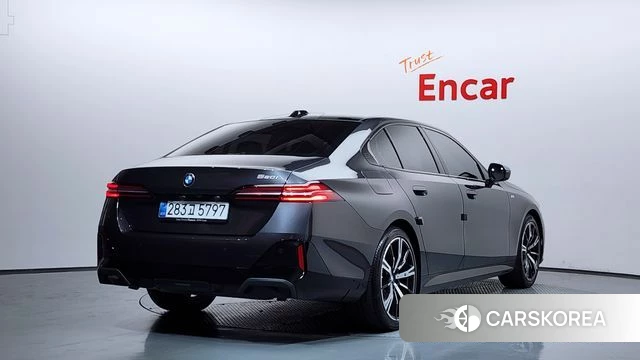 BMW 5 Series (G60) id 3963361 из Кореи 12