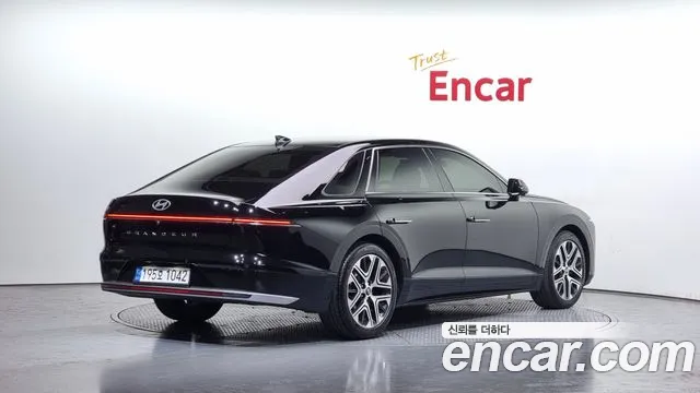 Hyundai Grandeur (GN7) id 2738985 из Кореи 12