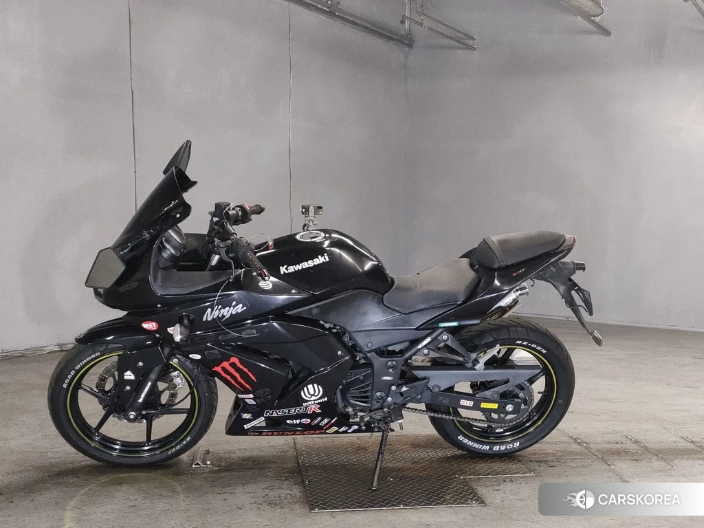 Проданный Kawasaki NINJA 250R id 4153356 из Японии, фото 2