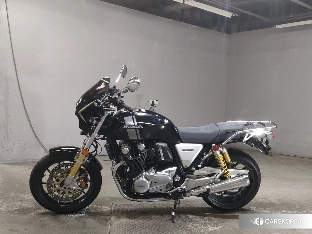 Проданный Honda CB1100RS id 4120696 из Японии, фото 2