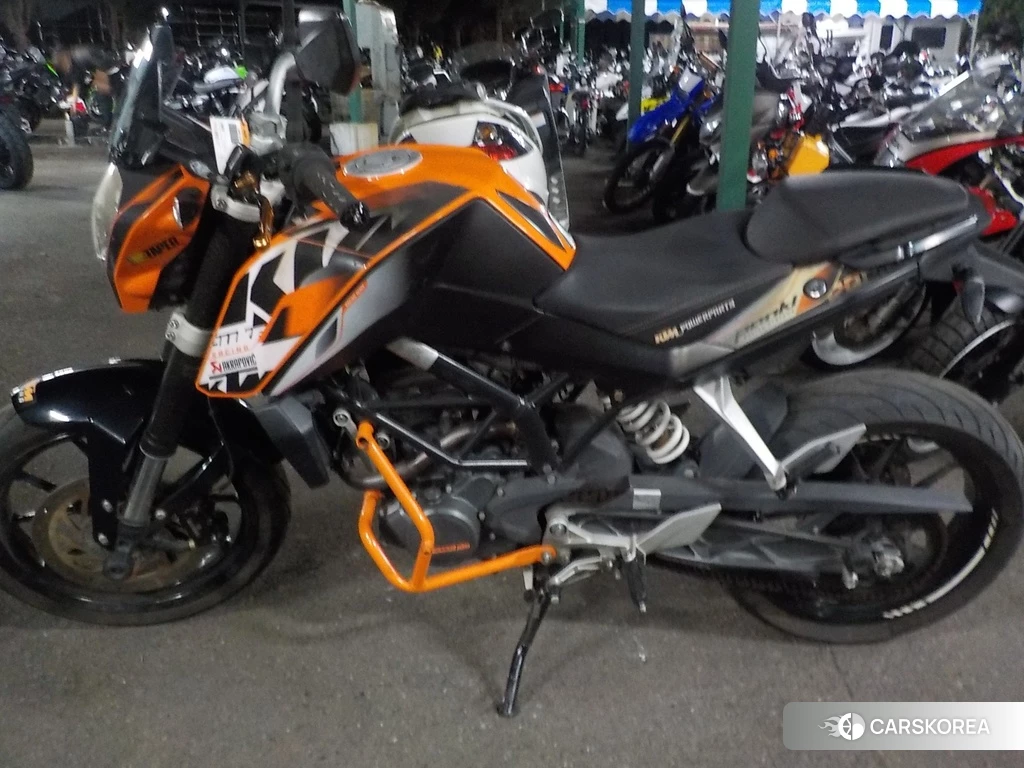 Проданный KTM 125 DUKE 2014 из Японии, фото 2