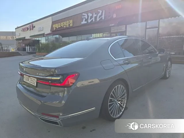BMW 7 Series (G11) 2021 Серебристо-серый из Кореи, фото 6
