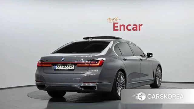 BMW 7 Series (G11) id 3839628 из Кореи 12