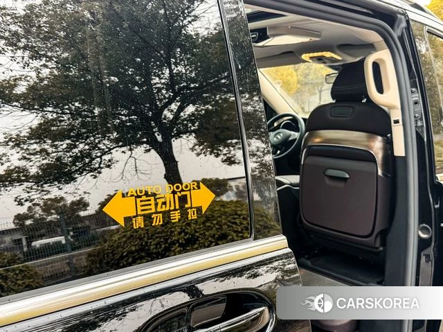 Mercedes-Benz V-class id 4238242 из Китая 12
