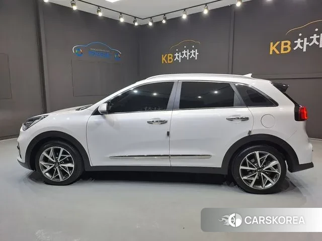 Kia The New Niro id 3771964 из Кореи 12