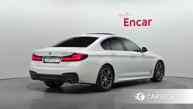 BMW 5 Series (G30) id 3545056 из Кореи 12