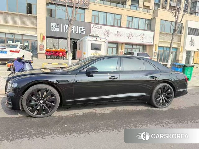 Bentley Flying Spur PHEV 2023 Черный из Китая, фото 2