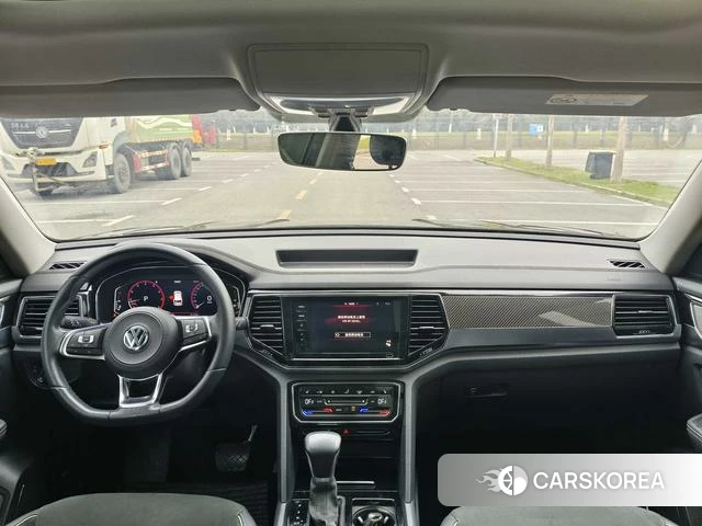 Volkswagen Tourang 2021 Черный из Китая, фото 3