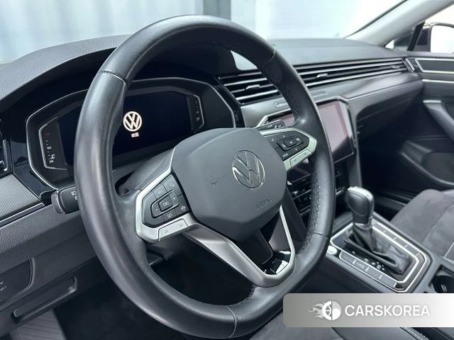 Volkswagen Magotan id 4290649 из Китая 12