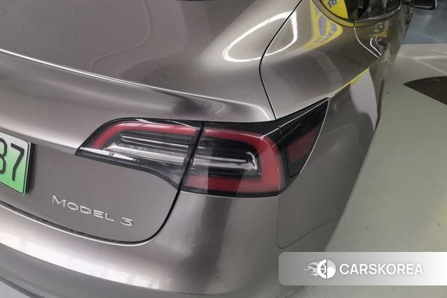 Tesla Model 3 id 3945060 из Китая 9