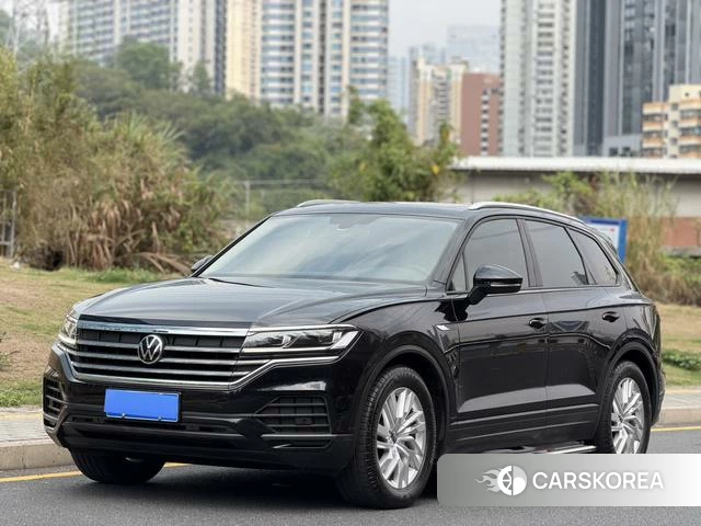 Volkswagen Touareg 2022 Черный из Китая, фото 6