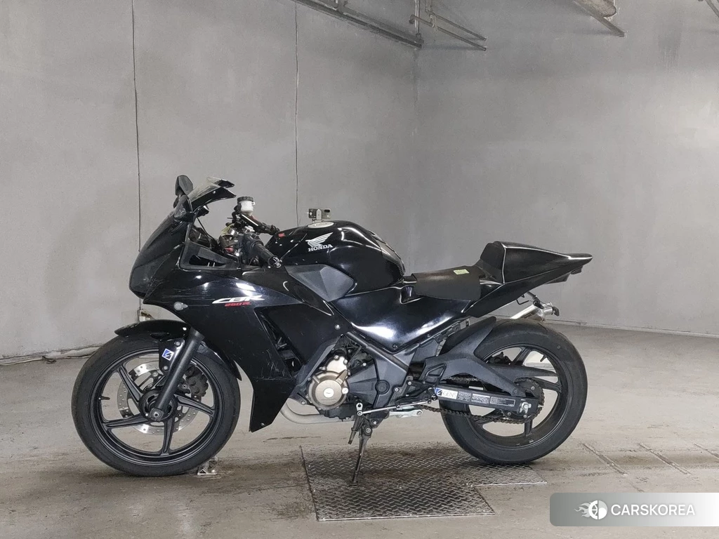 Проданный Honda CBR250R 2017 из Японии, фото 2