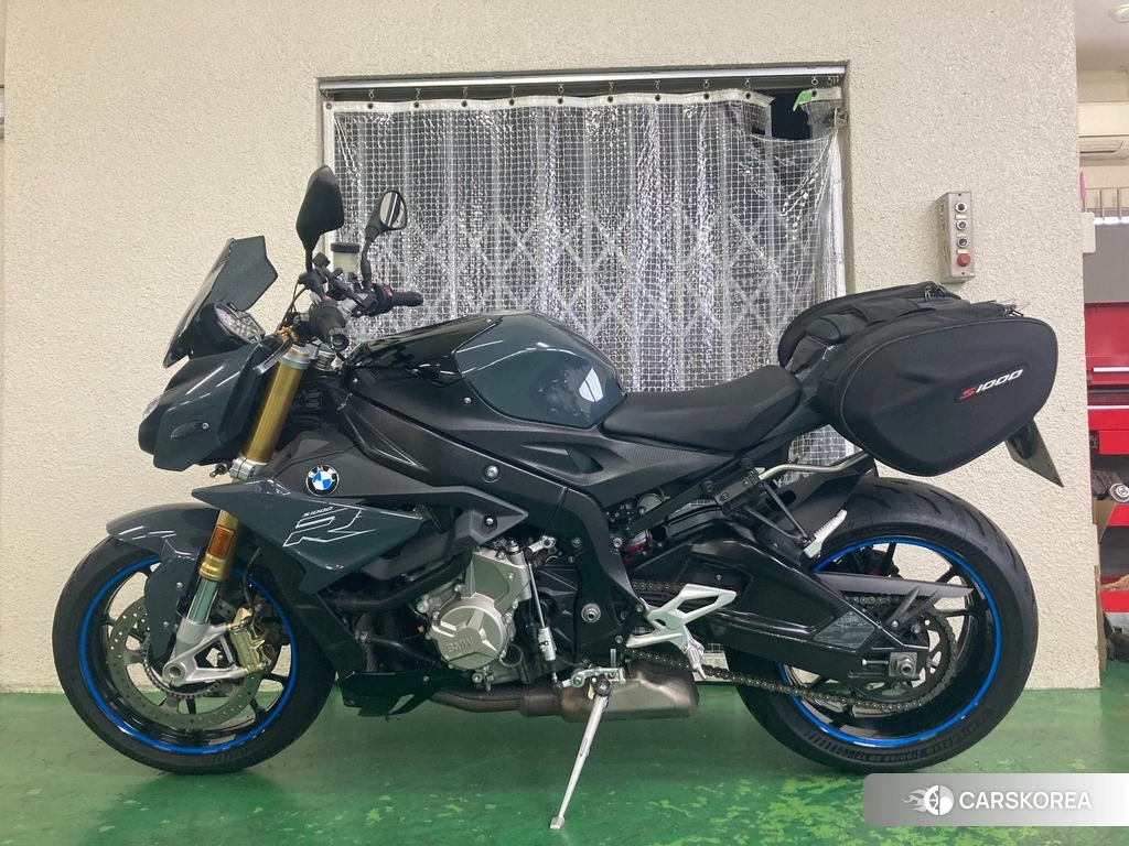 Проданный BMW S1000R 2018 из Японии, фото 2