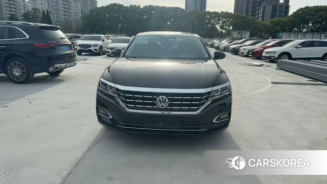 Volkswagen Passat 2020 Черный из Китая, фото 2