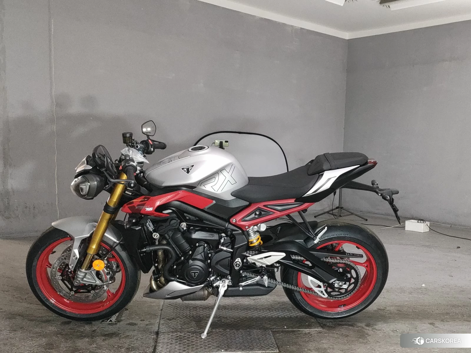 OTHER TRIUMPH STREET TRIPLE 765RX 2026 из Японии