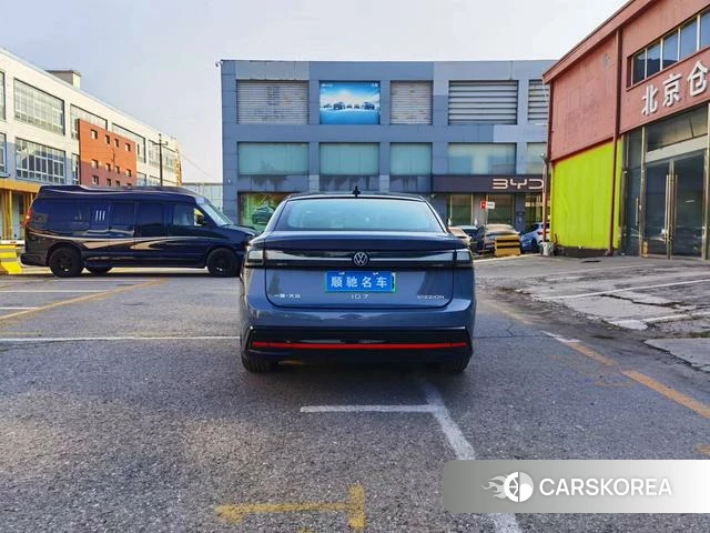 Volkswagen ID.7 VIZZION 2024 Синий из Китая, фото 2