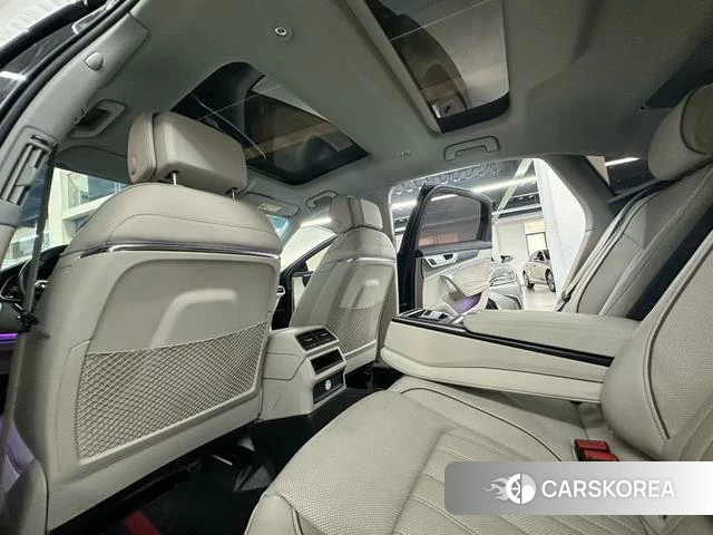 Audi A6L 2022 Черный из Китая, фото 2