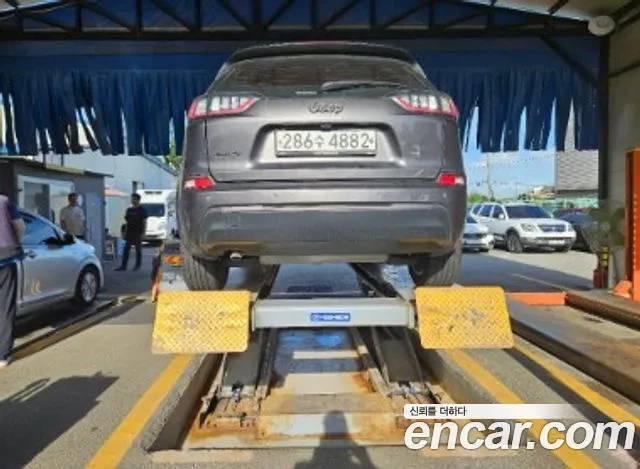 Jeep Cherokee (KL) id 2880337 из Кореи 2