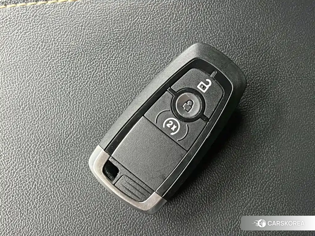 Ford Mustang id 4664614 из Китая 13